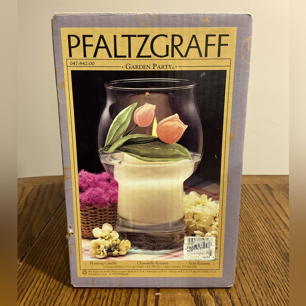 Pfaltzgraff floating candle in floral glass vase